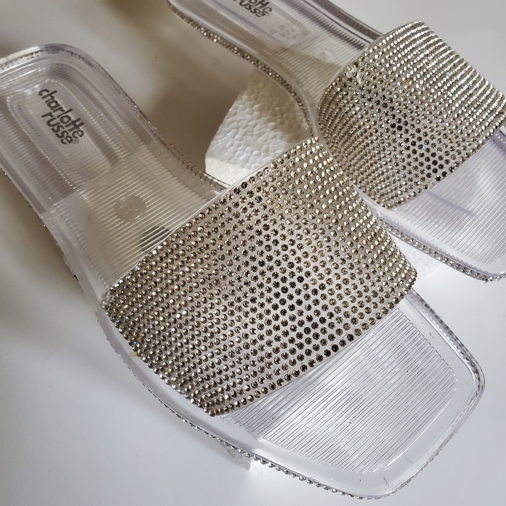 SILVER STUDDED JELLY SANDALS